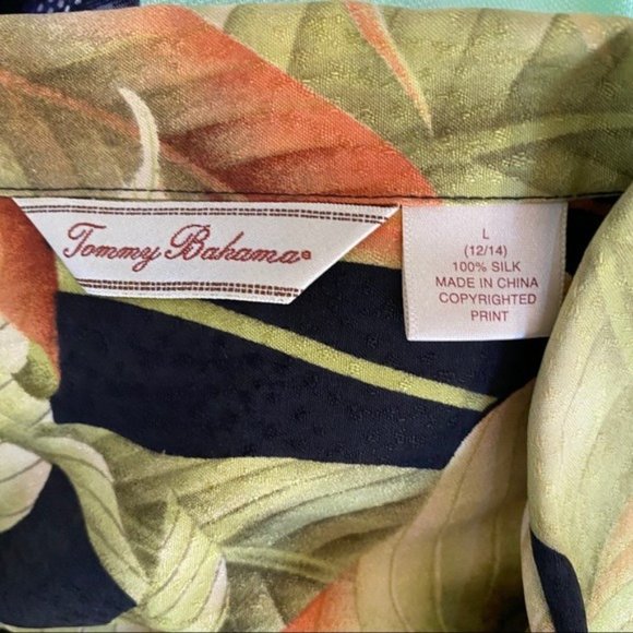 Tommy Bahama Blue 100% Floral Silk Button Up Shirt - Picture 2 of 10